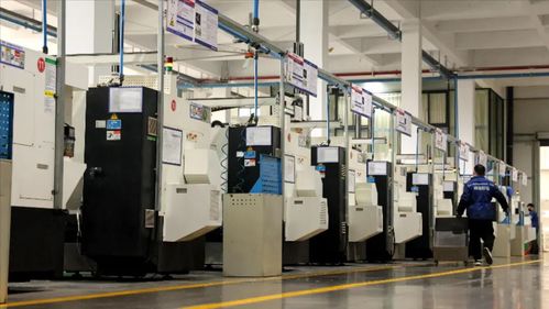 豐縣經(jīng)濟開發(fā)區(qū) 南普機電滿負(fù)荷運轉(zhuǎn)，派普機械全力以赴保交付