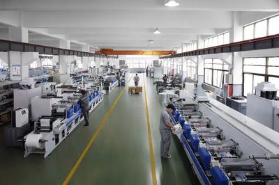 年會直通車 | 浙江煒岡簽約成為2018中國標簽經理人廣州年會戰略合作伙伴,高端柔印助力轉型升級