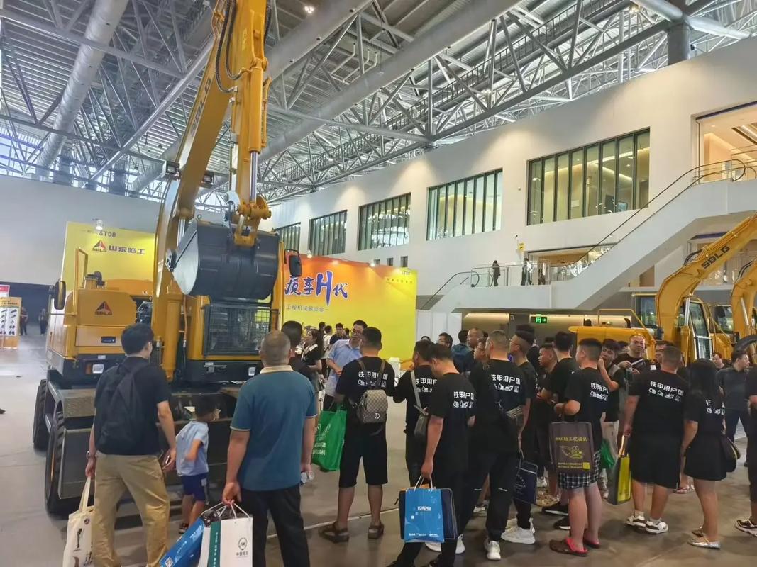 上熱門(mén) 廈門(mén)工程機(jī)械展 山東臨工～展位號(hào)6t08